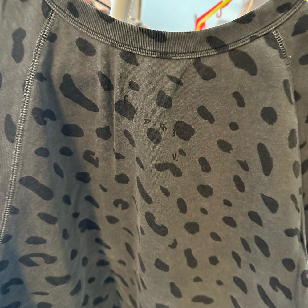 CLARE V Jaguar Print Sleeveless Sweatshirt - Picture 8 of 8